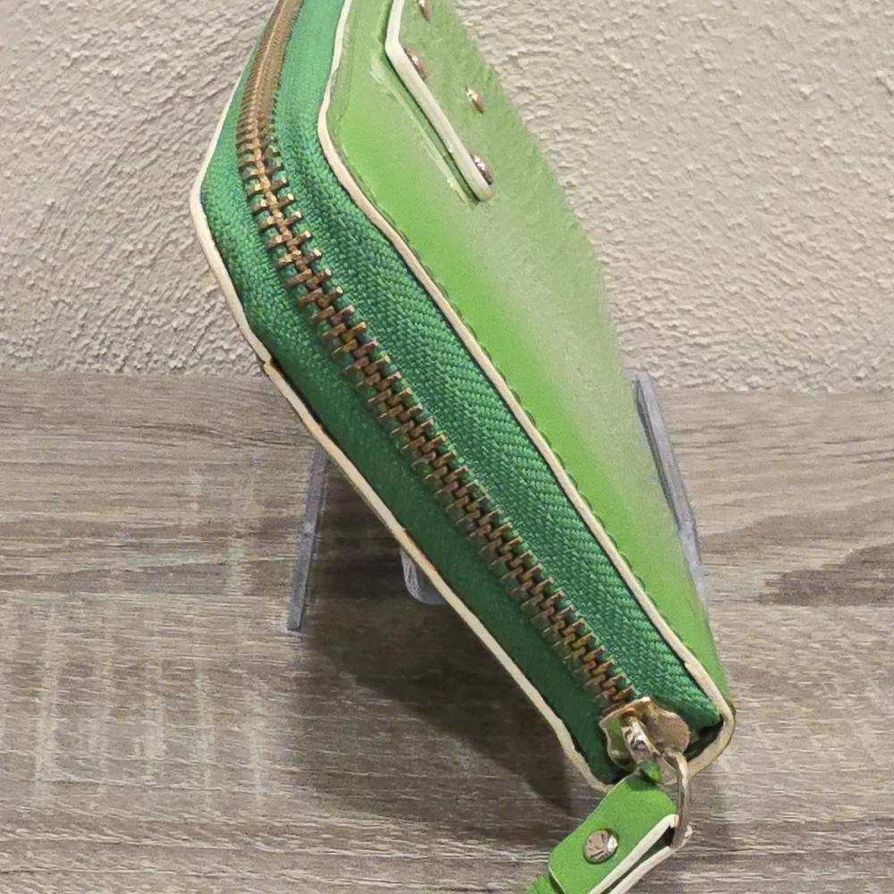 Kate Spade New York Nesa Pasadena Patent Leather Wallet - Picture 3 of 8